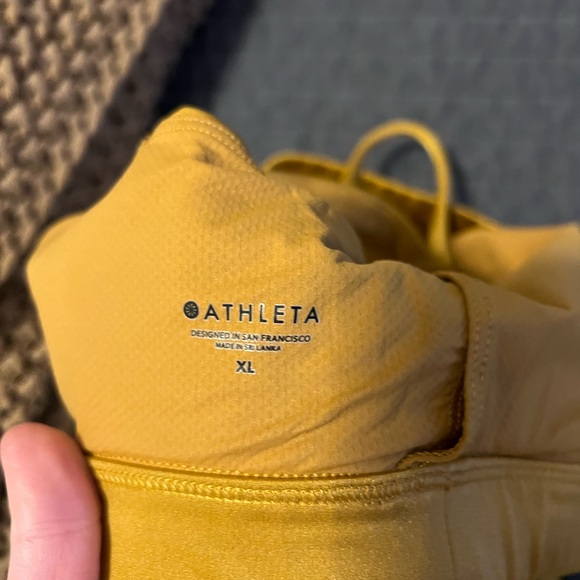 Athleta Women’s Exhale Bra Gold Metallic - Picture 4 of 4